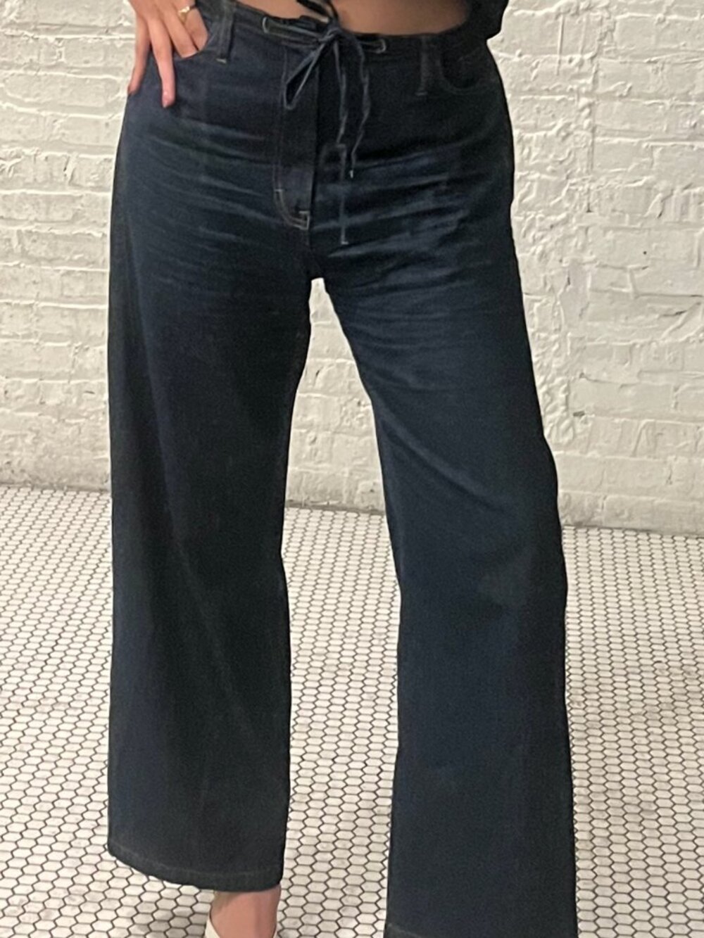 Zara Dark Wash Wide Leg Denim Pants – Size [ 10 ] - Picture 4 of 4